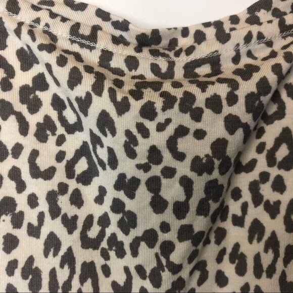 American Eagle Outfitters Cheetah Print Tshirt Size Medium - Picture 7 of 9